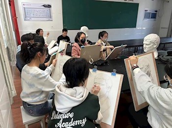 香港六宝典资料大全举行2023年度学生现场绘画比赛